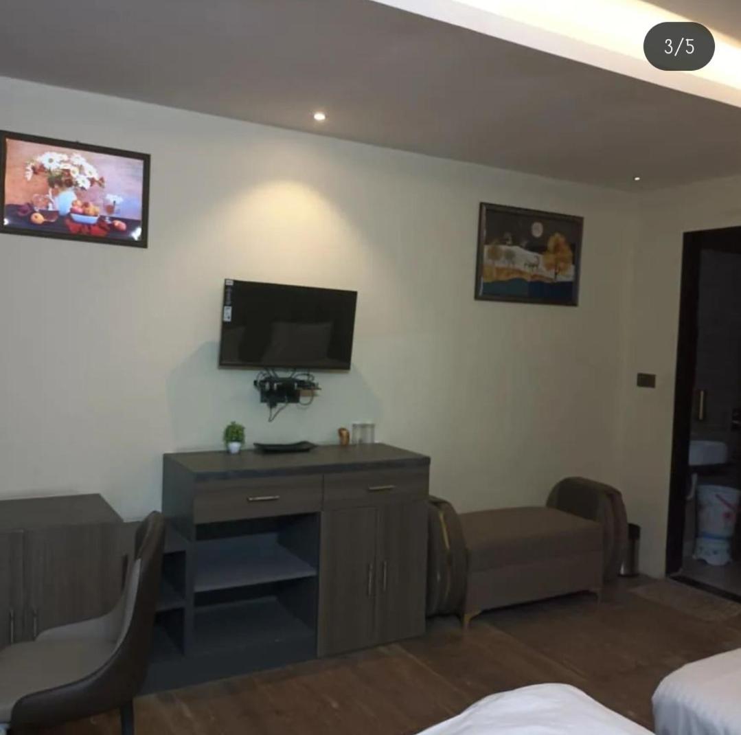 Hotel Kritika Greater Noida Exterior foto